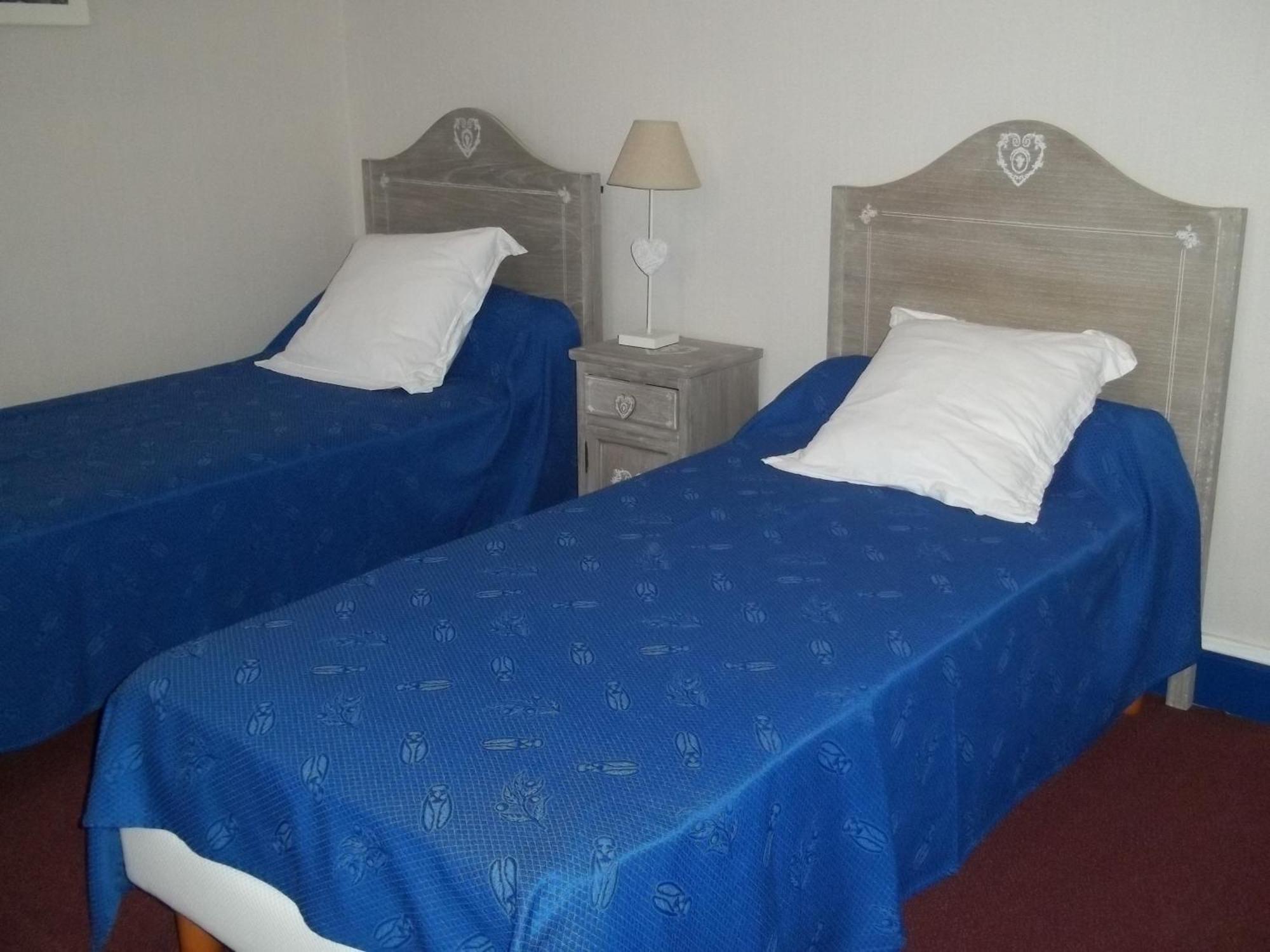 Domaine Saint-Louis Bed & Breakfast Каркасон Стая снимка
